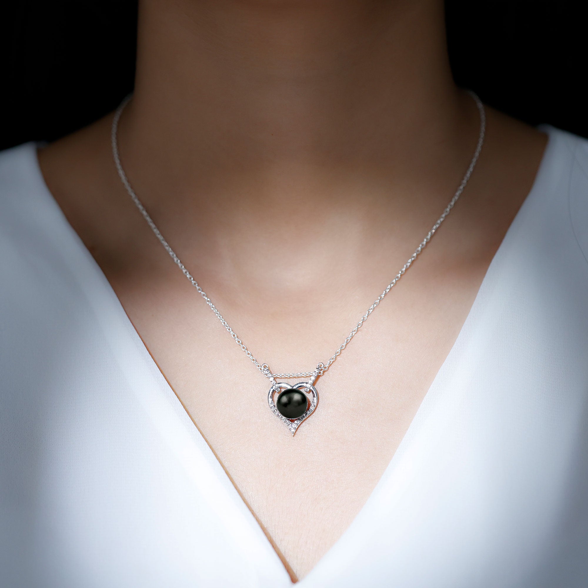 Arisha Jewels-Elegant Tahitian Pearl Heart Necklace with Diamond